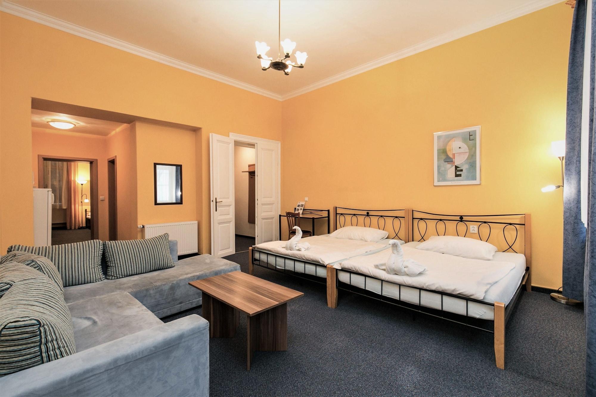 Boston 3* Karlovy Vary