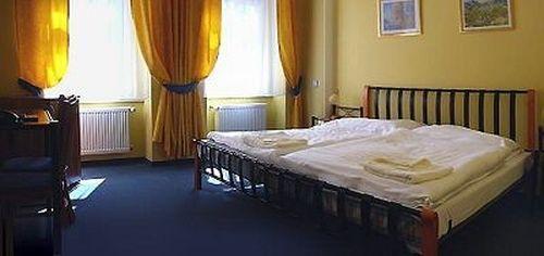 Hotel Boston 3*