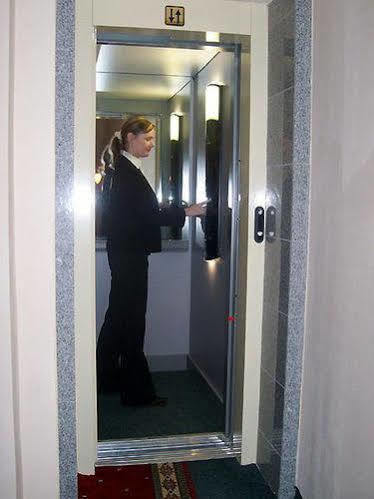 Boston Hotel 3*